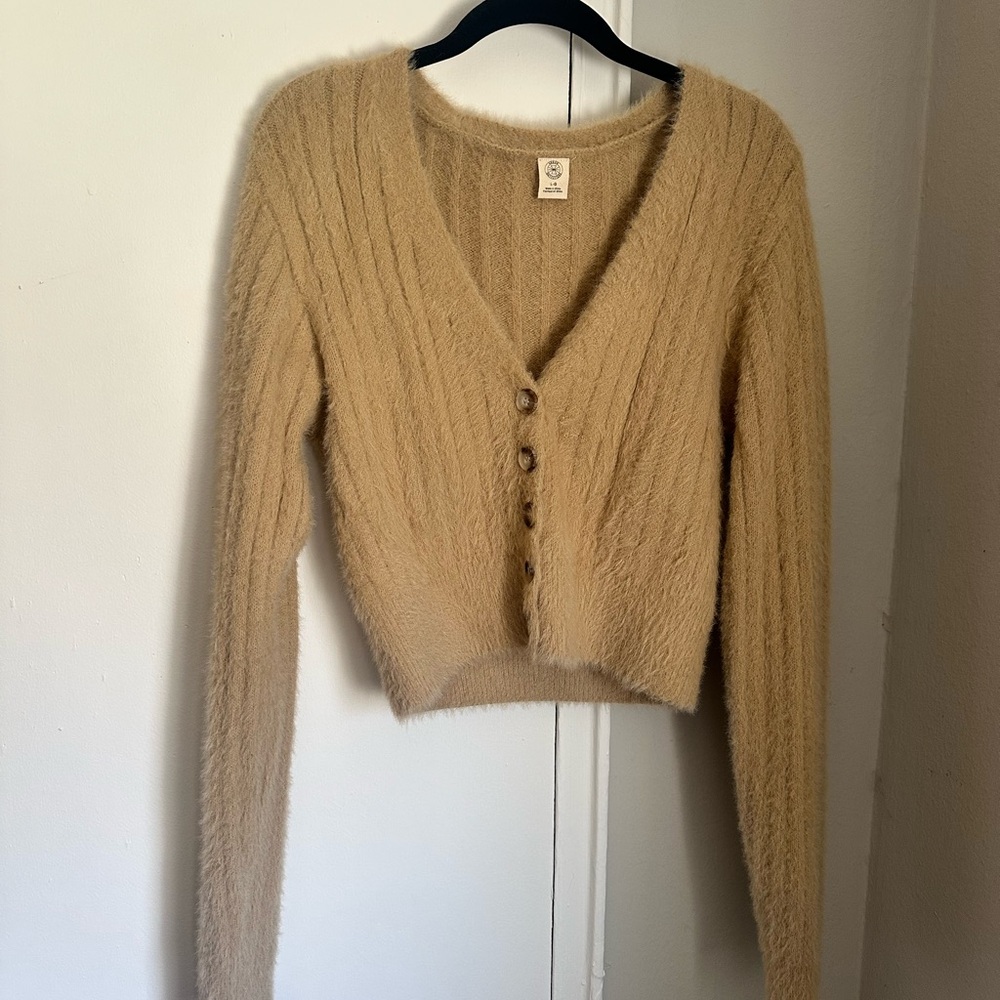 Urban Outfitters Tan Fuzzy Cardigan Cropped , Size L